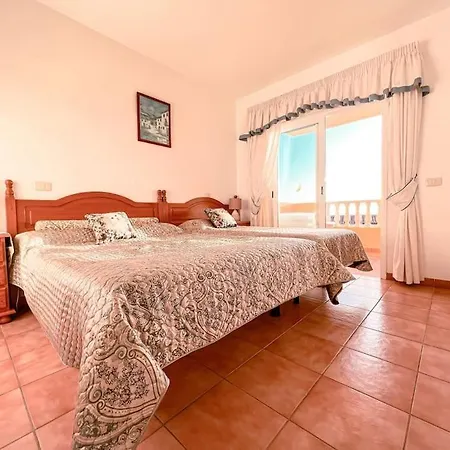 Dream House קיאו סלבאחה