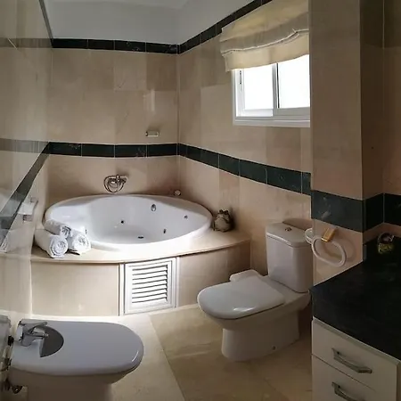 Dream House בית נופש קיאו סלבאחה